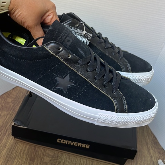 NIB Converse Chuck Taylor One Star Pro Leather Sneaker Black White Women’s 13 - Picture 8 of 15